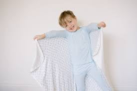 The Uptown Baby | Clover Blanket Light Blue