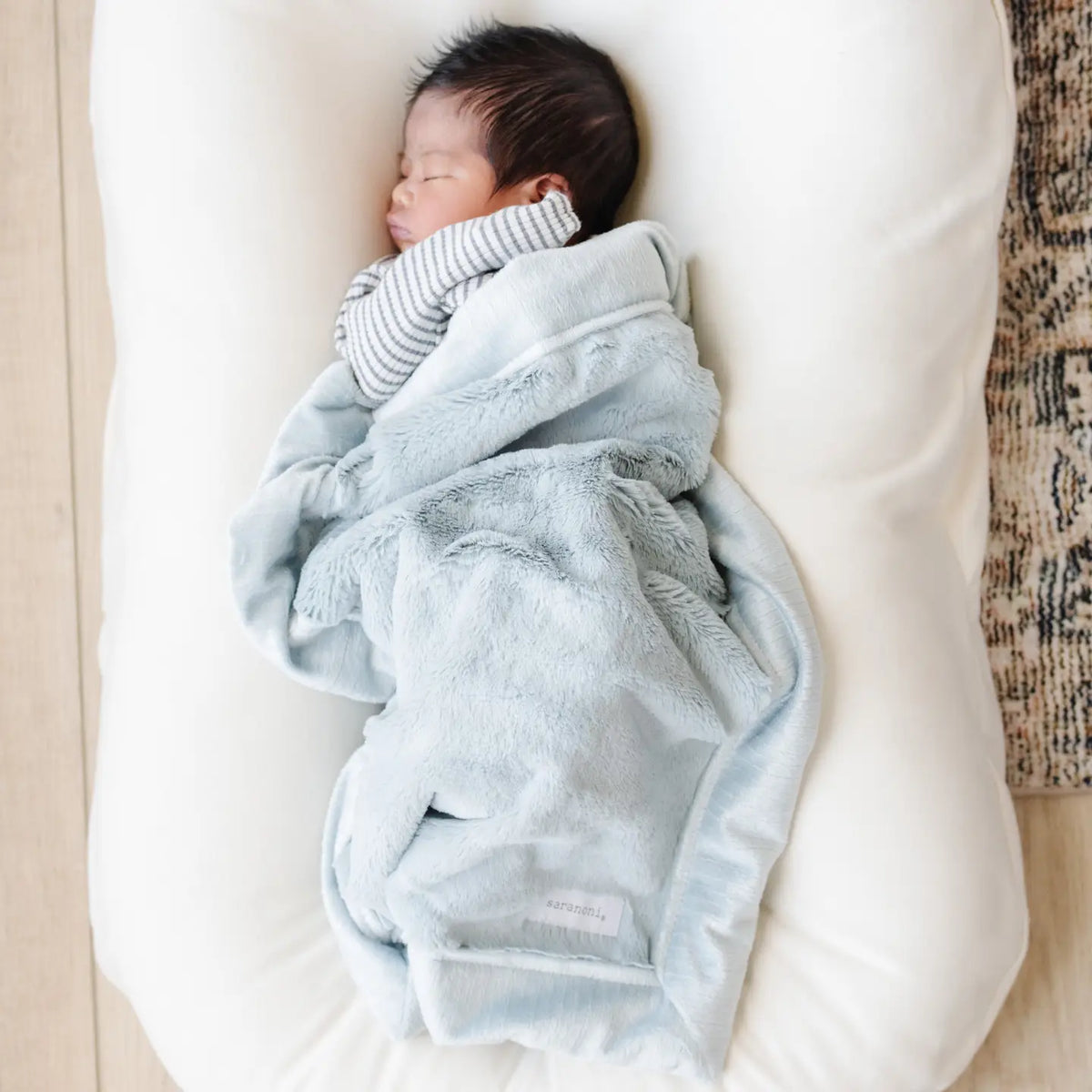 Saranoni Lush Luxury Mini Blanket in Chambray